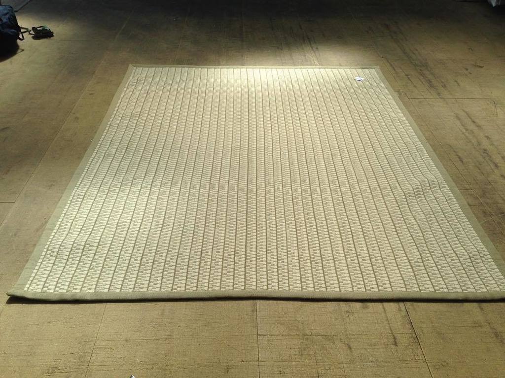 TimPageCarpets's tweet photo. Our Devon wool carpet made into a rug - ready to be rolled up and delivered today
.
.
.
#rugs #carpet #rugaddict #woolrug #artisan #madetor⦠https://t.co/tG4BIQaT9q