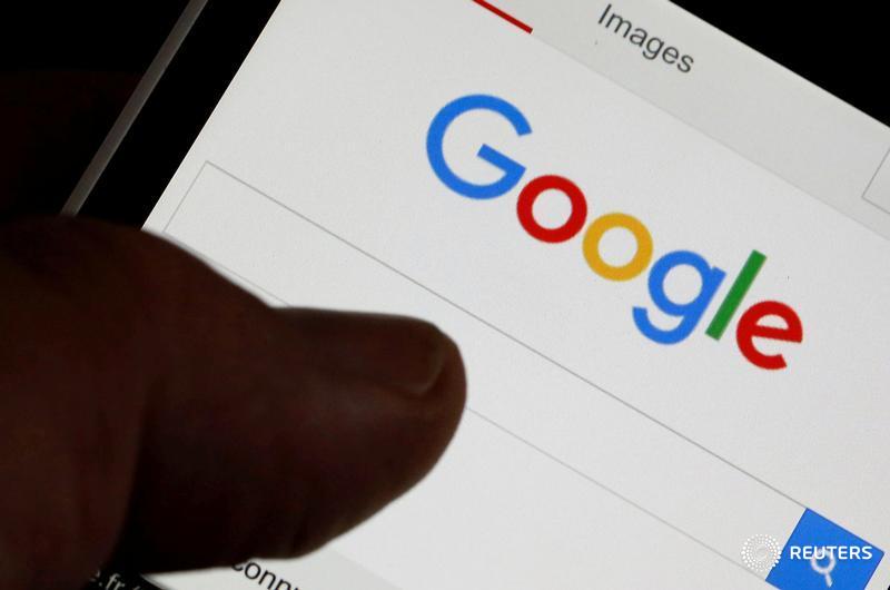 ReutersBiz's tweet photo. Google redesigns search app on mobile phones with personalized 'feed' https://t.co/0whb48CswF https://t.co/dKksZJQDbI