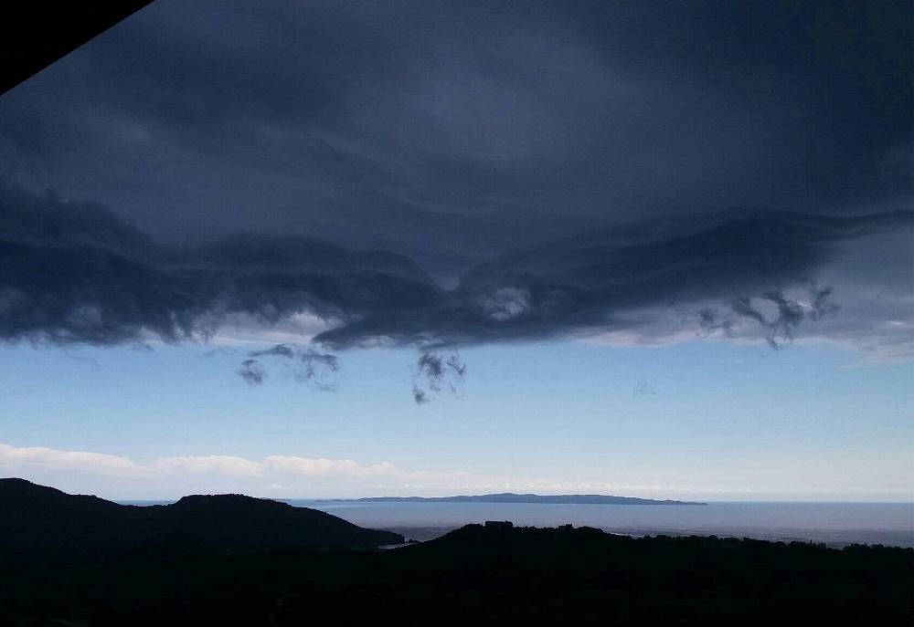 GRZeitung's tweet photo. Der #hellenische #Himmel bleibt facettenreich #Griechenland
https://t.co/tv5Aw9XQ9P https://t.co/vZuj3KFSr7
