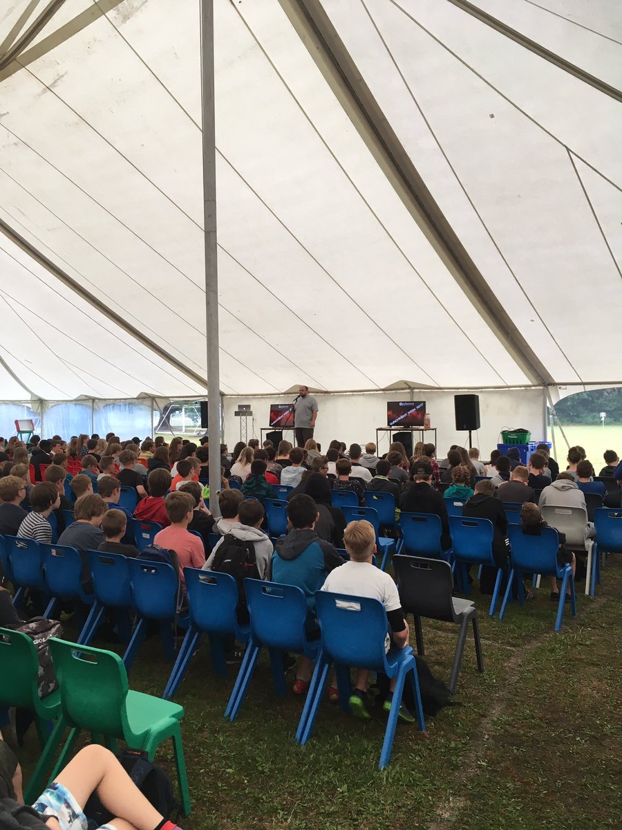 Applemore_Coll's tweet photo. Enrichment Week, day no 3. The rain won't stop us today #Routineasnormal #applemore #MrLundsbriefing https://t.co/G83NQDXgMI