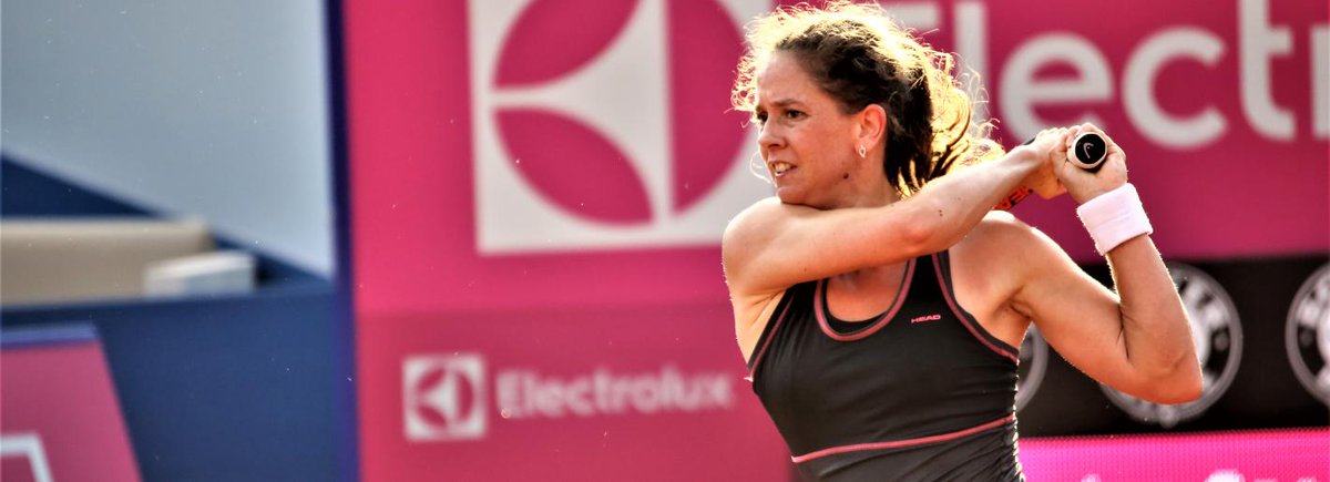 PATTY SCHNYDER - Página 2 DFFQow3XsAA99Fb