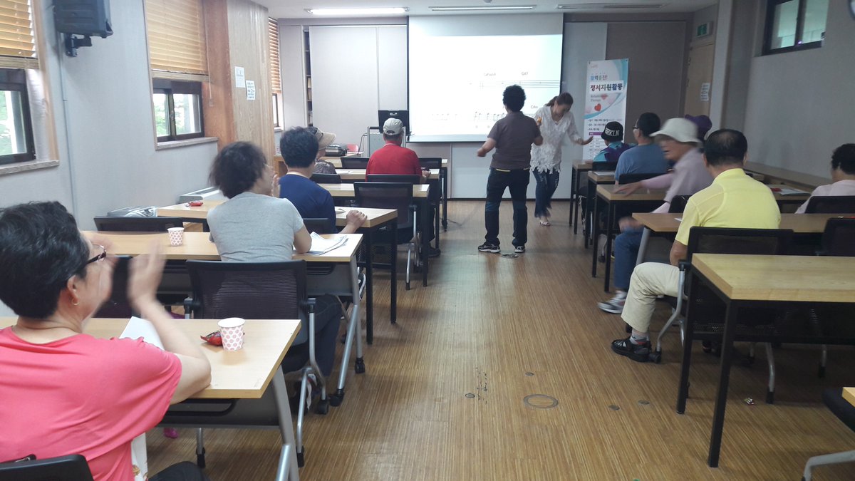 #성남시#분당구보건소 재활운동실 뇌병변 장애인을 대상으로 활력충전 정서지원 노래교실을 운영하였습니다.삶의 의욕 UP!! 우울감&amp;스트레스 Down!! 참석자 모두 즐거운 시간였습니다^^