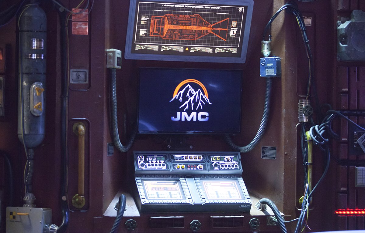 RedDwarfHQ's tweet photo. Incoming... #RedDwarfXII https://t.co/ej4H8rzwWy
