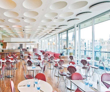 tipmyserver_app's tweet image. Top 10 bars in Edinburgh - A Luxury Travel Blog crwd.fr/2sUhOCf