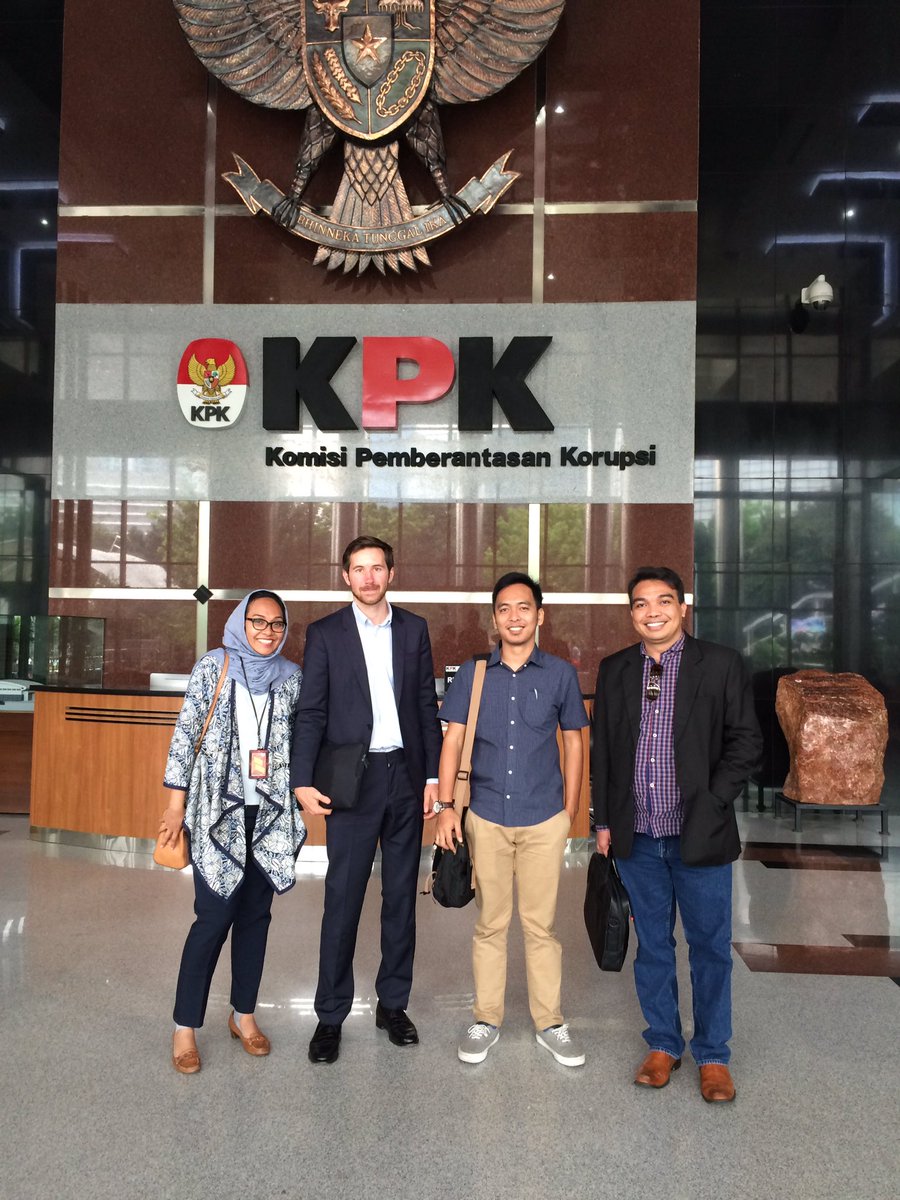 Maximilian_GW's tweet photo. Nerdy excitement after meeting w/ KPK. Awesome working w/ these colleagues from Jakarta! https://t.co/yx1PNlzwJw