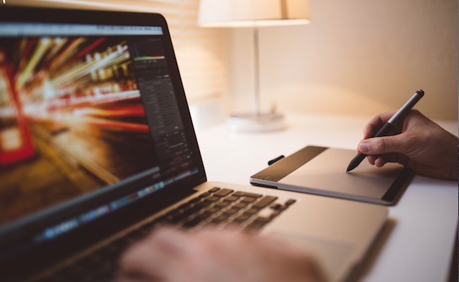 By.FW.MEDIA tweet media