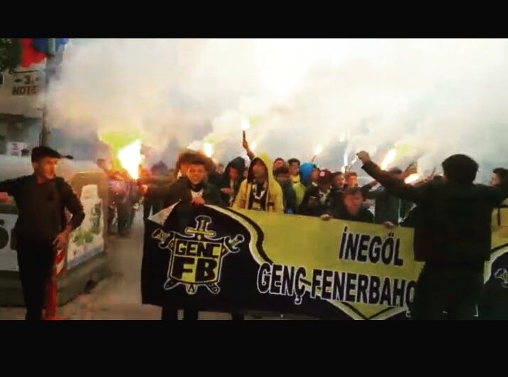 InegolGfb's tweet photo. #DünyaFenerbahçelilerGünü 'müz KUTLU OLSUN https://t.co/WoMUVs9C3S