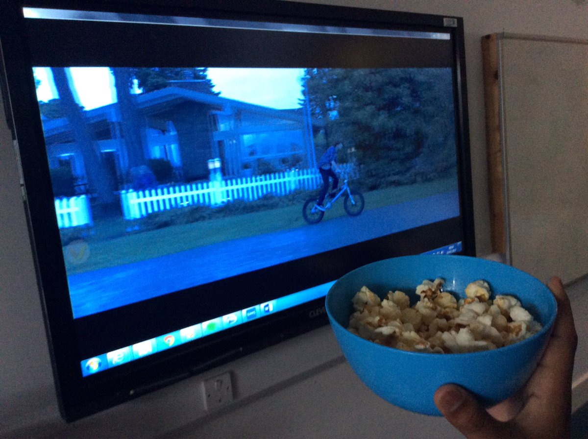 Uptonclass_6b's tweet photo. Movie Morning has started with Tron - as voted by the class, followed by Goosebumps 🎬 https://t.co/MCkDmrI8mi