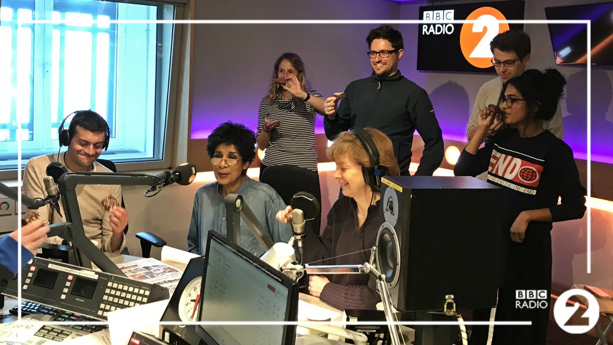 BBCRadio2's tweet photo. What happened when @CandiceBrown sent the @achrisevans brekkie team brownies?https://t.co/W8kkz9LnyS https://t.co/8XErwwnQ7j