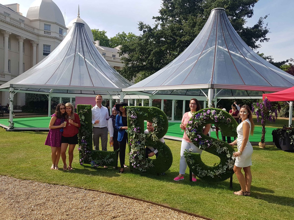 Summer celebrations <a href="/LBS/">London Business School</a> What a beautiful afternoon on the front lawn with such fabulous people! #whyIloveLBS