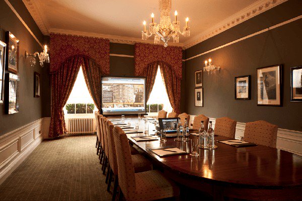 <a href="/MeetingsBooker/">MeetingsBooker.com</a>'s venue of the day is the luxurious <a href="/TheHowardHotel/">The Howard</a> in #Edinburgh .Follow the link&amp;book a room today goo.gl/PB4GuF