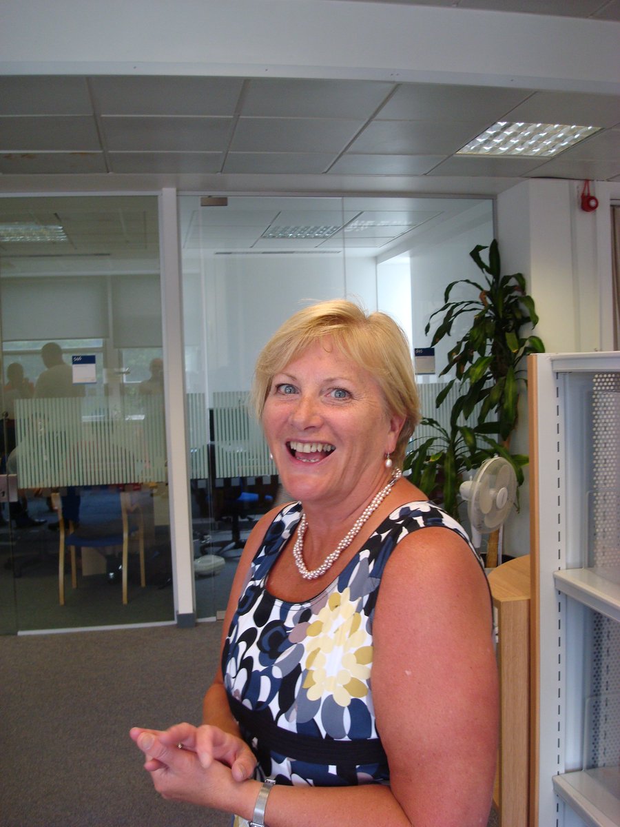imperialcareers's tweet image. Elspeth Farrar (Careers Director), we wish you all the very best for the future, after 12+ years at the helm! #impcol