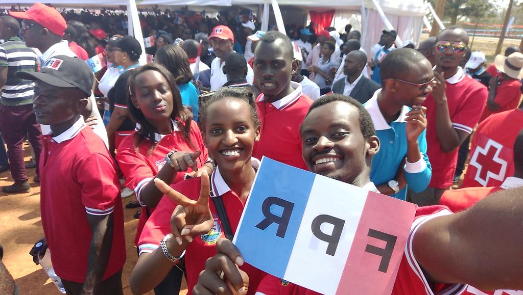 Egide_Kamuzinzi's tweet photo. #Busegera we are waiting for him, ready to vote.
@PaulKagame is ready to lead.
#ToraKagame
@rpfinkotanyi https://t.co/8SllrBAtJ6