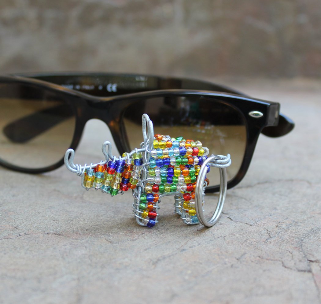 kennainafrica's tweet photo. Keyring Beaded , Keychain beaded , Animal key chain , African beaded wire… https://t.co/0a65Eph6eD #Etsy #BeadedWire https://t.co/6MDAcUuye8