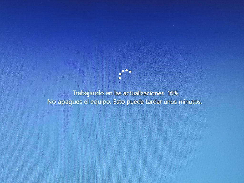 Apixelados's tweet image. Yo me cago en todo.