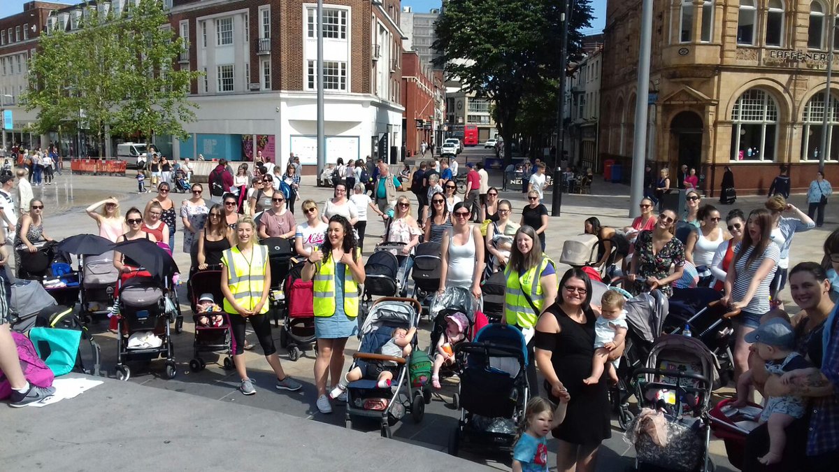 usmumshull's tweet photo. Some photos from the latest #usmums culture buggy health walk @2017Hull we had great weather for it @healthywalks over 50 people turned up! https://t.co/qKwQtRvYbW