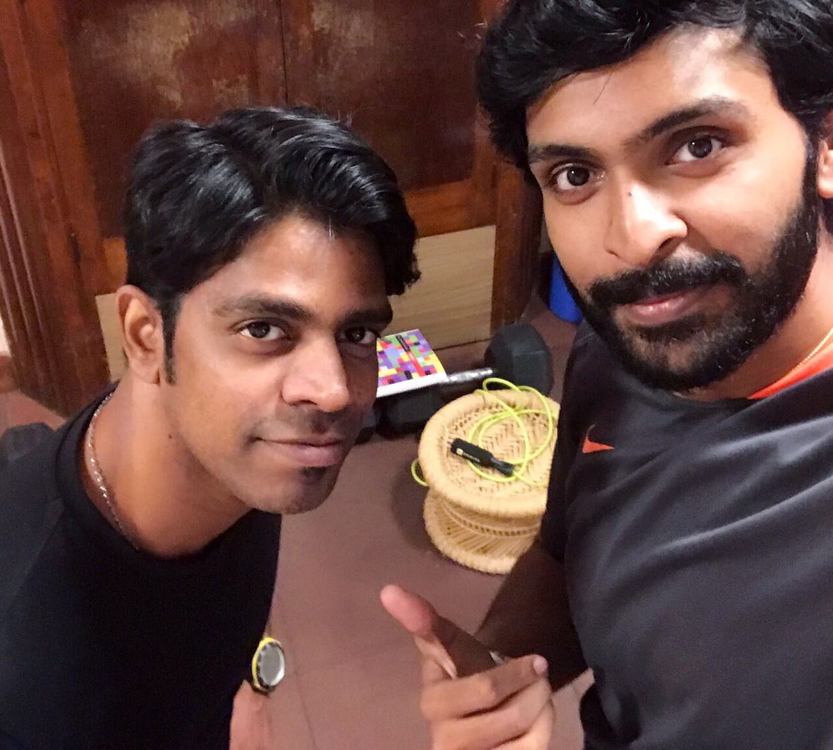 iamVikramPrabhu's tweet photo. Thro all my crazy injuries you two keep me positive &amp; getting me back to fitness.Thanku @AthulyaBS &amp; @Dhayarajesh #ARcouplefitnessstudio 💪😊👍 https://t.co/YbfwA70jUm