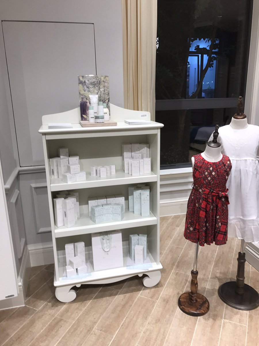 TBHBeijing's tweet photo. @LittleBLondon available @TBHBeijing https://t.co/4Qx1lfynxx