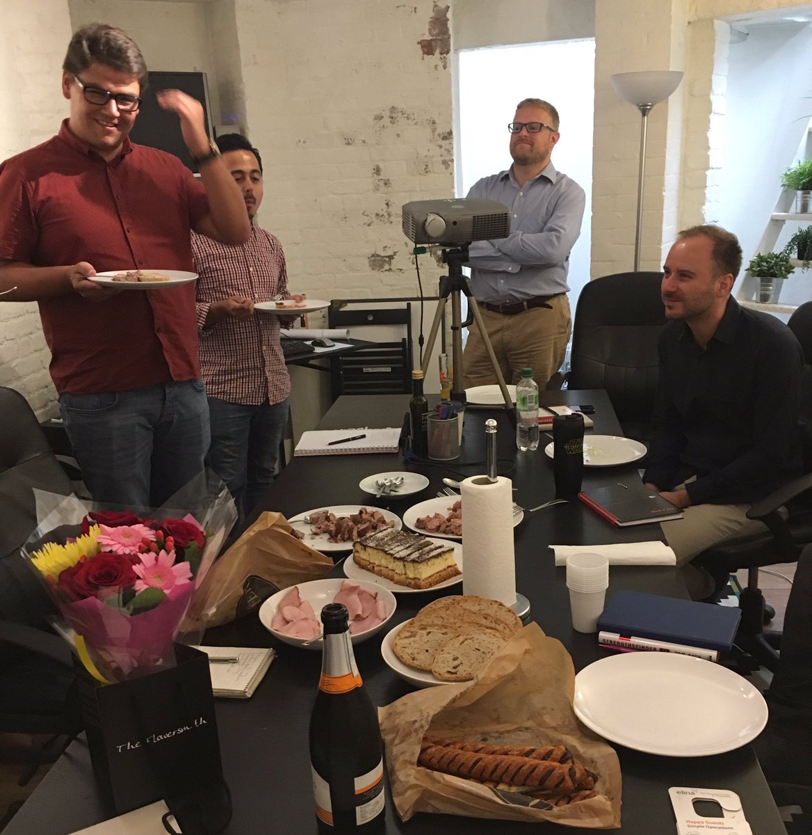 elinaPMS's tweet photo. Team send off for Patricia before her wedding and honeymoon! ๐ฐ๐พ๐ค๐ฅ๐ Polish treats and pastries๐ฌ#patriciaisgettingmarried #weddingsendoff https://t.co/G728nARltV