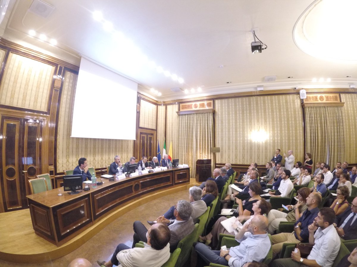 cittascienza's tweet photo. Dalla conferenza di presentazione di #CampaniaNewSteel il primo #incubatore certificato ai sensi del decreto Crescita 2.0 del Mezzogiorno. https://t.co/kwX5MJwSG5