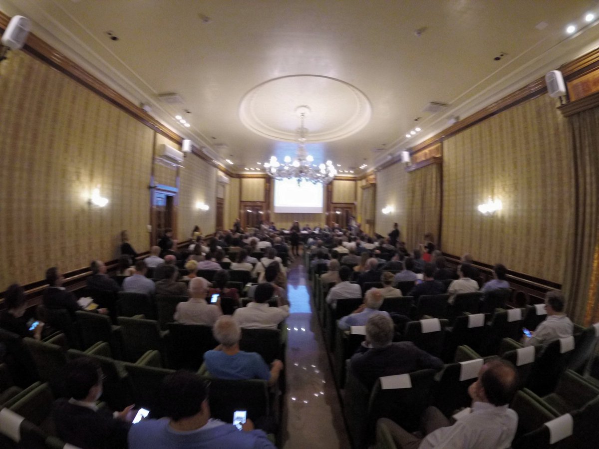 cittascienza's tweet photo. Dalla conferenza di presentazione di #CampaniaNewSteel il primo #incubatore certificato ai sensi del decreto Crescita 2.0 del Mezzogiorno. https://t.co/kwX5MJwSG5