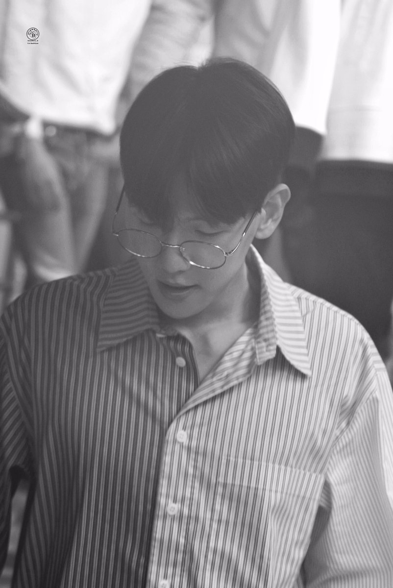 Strawberry_B56's tweet photo. 170719 컬투쇼 퇴근 #백현 #BAEKHYUN https://t.co/dd12Y91Fbg