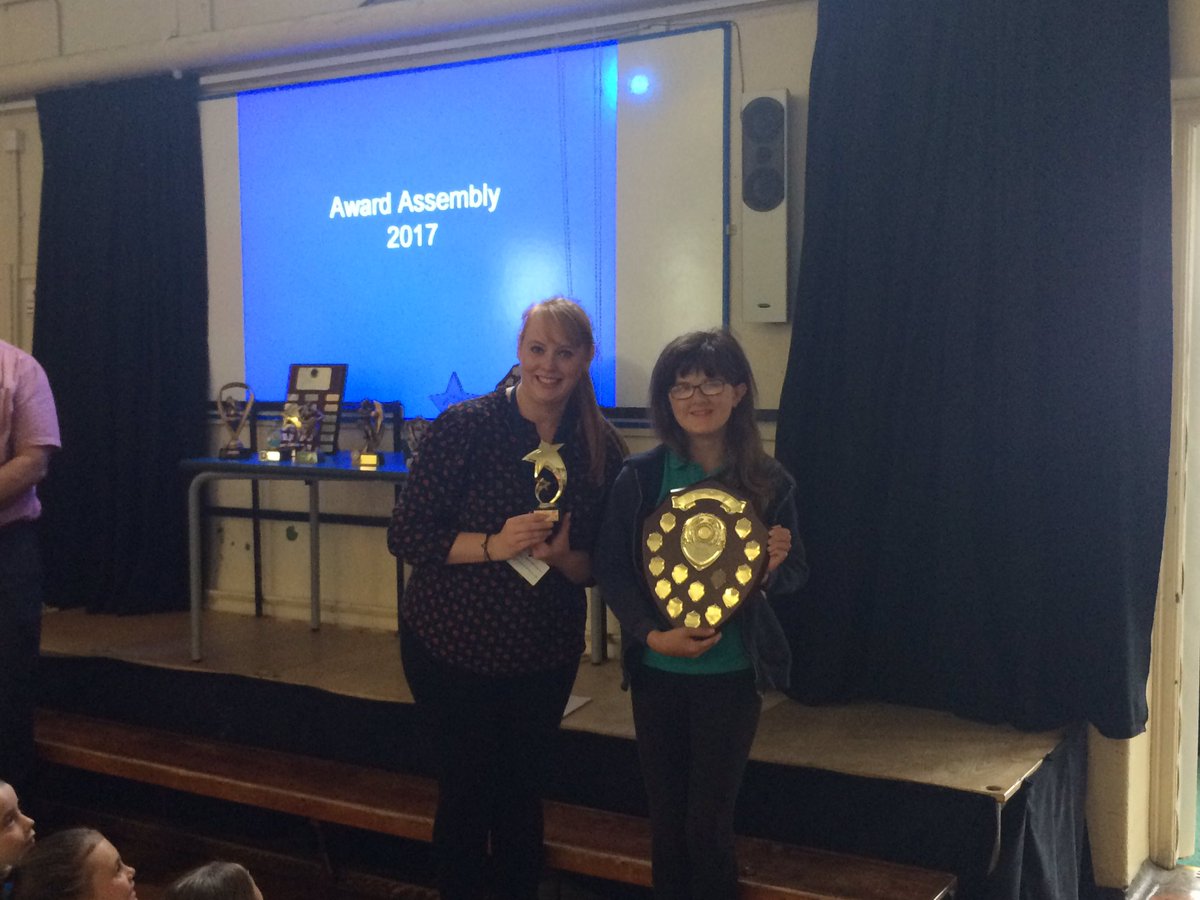 pencoedprimary's tweet photo. Year 6 Awards Ceremony 2017 #Congratulations https://t.co/OknTZSZ5ll