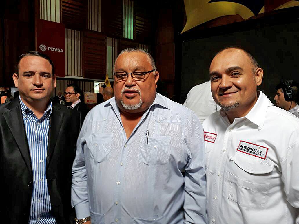petrobotas's tweet photo. Encuentro Motor Hidrocarburo en PDVSA la Campiña en compañía con Kar Dos Ramos, @pdvsawillrangel y @olivareshector #MotorHidrocarburo https://t.co/NtNa0XTkgM