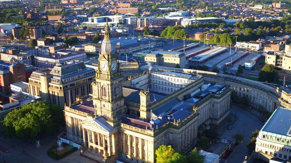 [CASE STUDY] Bolton’s Albert Hall has been re-roofed with @WelshSlateLtd #slate #roofing by @macrcltd ow.ly/3xZI30dK88H