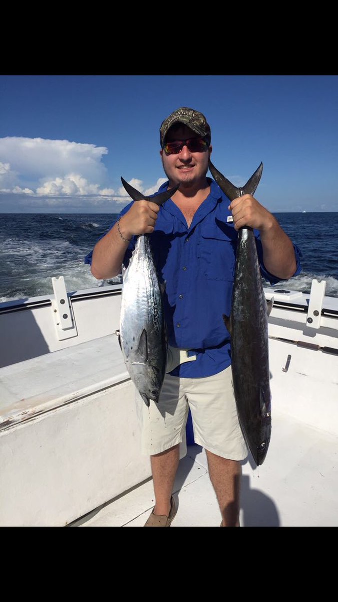 AGR_BX's tweet photo. Brother Matt "Ketchup" Hines having some fun and ripping lips in Destin, Florida #RushAGR #SFA21 https://t.co/55wcQ1PTph