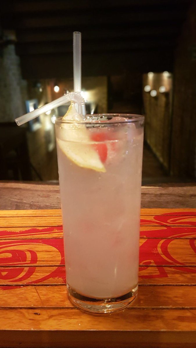 Dado54London's tweet photo. How delicious does our Tom Collins cocktail look?! 2-4-1 until 8pm. #cocktails #London #drinks #cocktailbar https://t.co/jGXP5mOJVX