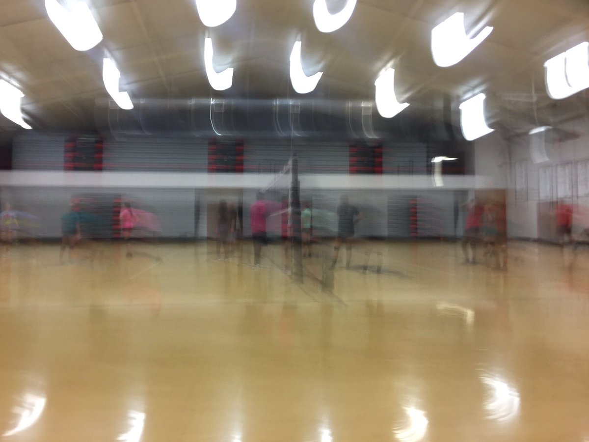 GCHS_Vball's tweet image. Working so hard it's blurry! #crunchtime #literallydoingcrunches #gettinfit #soremuscles #ididntknowthatmuscleexsisted 😂😂😭😭🏐🏐🏐🏐🏐🏐🏐🏐