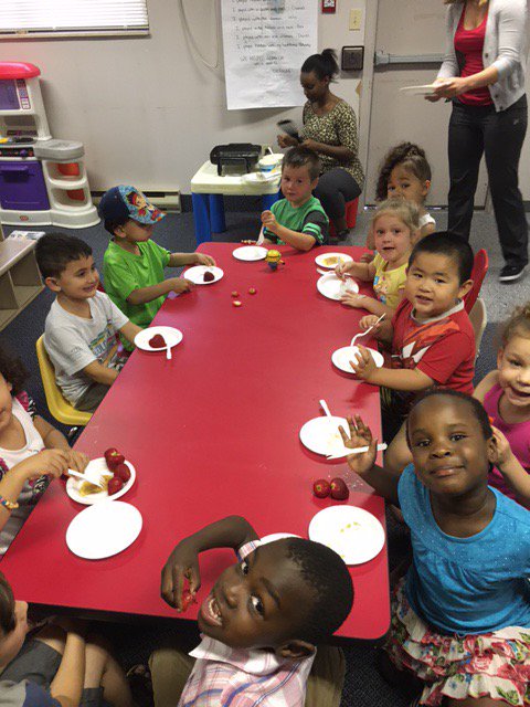 we_are_rsetgo's tweet photo. First week of Ready Set School! We learned about ourselves and each other. https://t.co/jrW7Nhm1Nr