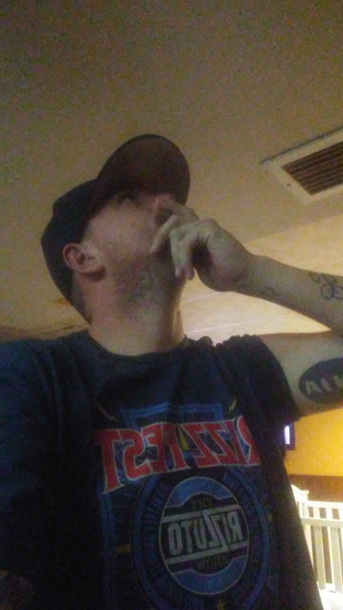 The_Joe_Diaz's tweet photo. So many memories at #rizzfest73 @RizzShow @HereLiesMoon @Patrico1057 @jeffburton1057 #rizzshow #ninja #number1fan #yesthatisarealtattoo https://t.co/9MeY7zOzBI