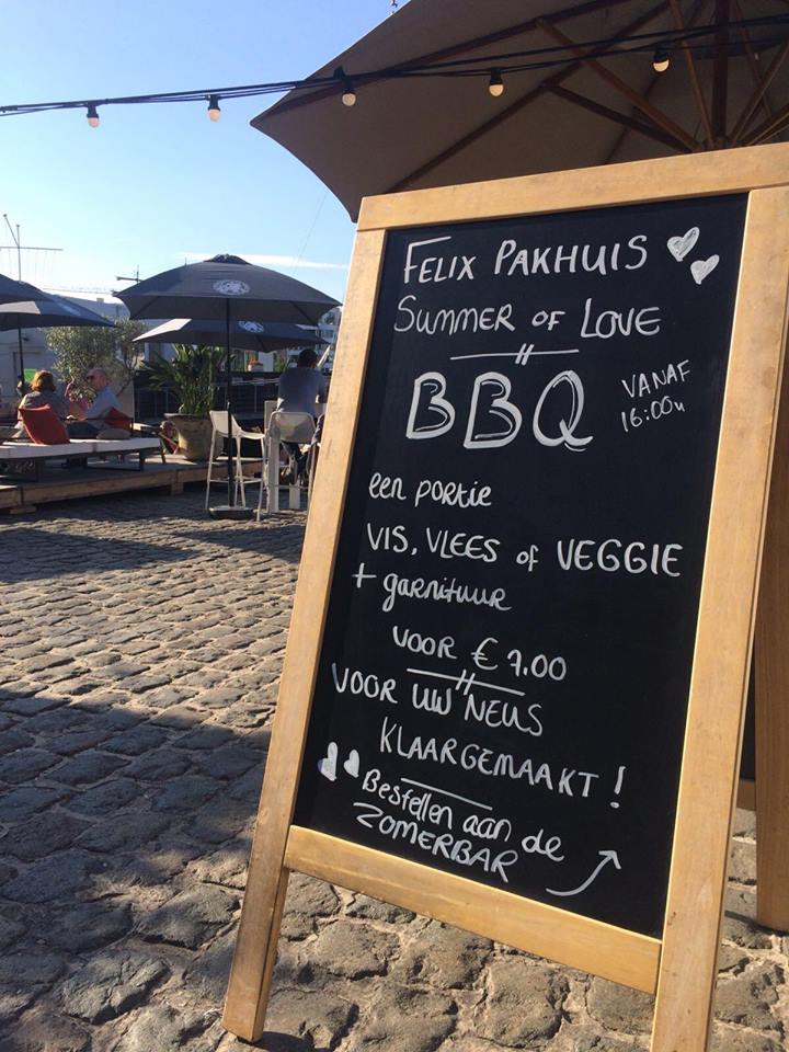 BBQ @ Felix' Summer of love. Happening right now. Kom gezellig genieten! ❤️
