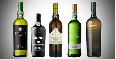 WineCapitals's tweet photo. Port &amp; Tonic, the new "it" drink this summer!! - https://t.co/WHwfEj1ExC #VisitPorto #WineWednesday https://t.co/jL3KDeJTpf