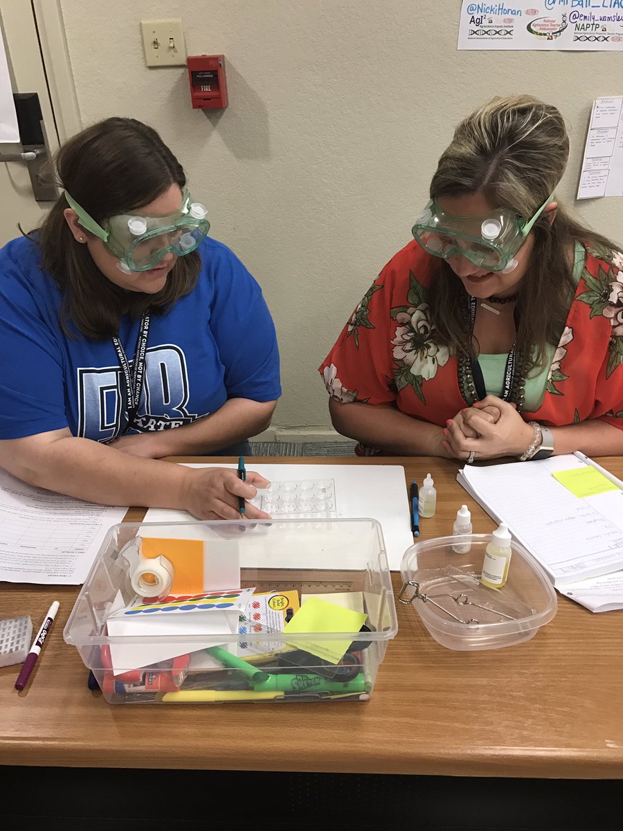 Lab tests for determining the health of an animal. #naaeinquiry #NATAA17 @DuPont_News <a href="/naae/">National Association of Agricultural Educators</a>