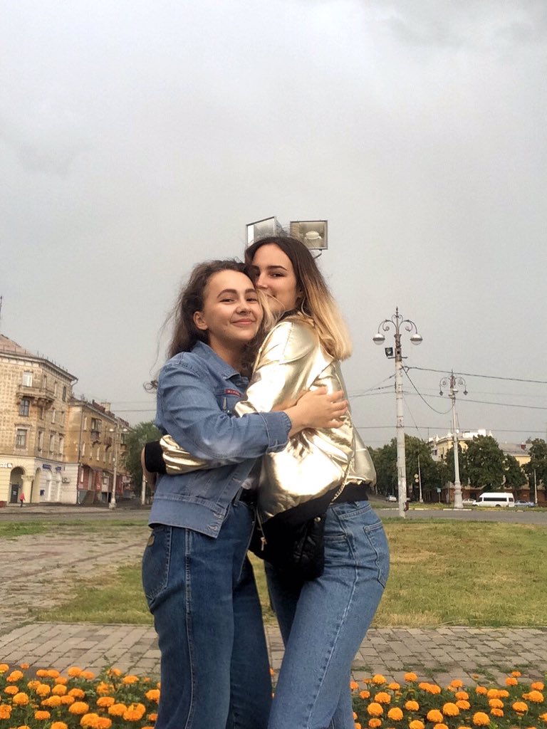 Ivikeeva21's tweet photo. Встреча года 🎆🎇 1️⃣5️⃣0️⃣7️⃣1️⃣7️⃣💥❤ https://t.co/qOBtnCtbXd