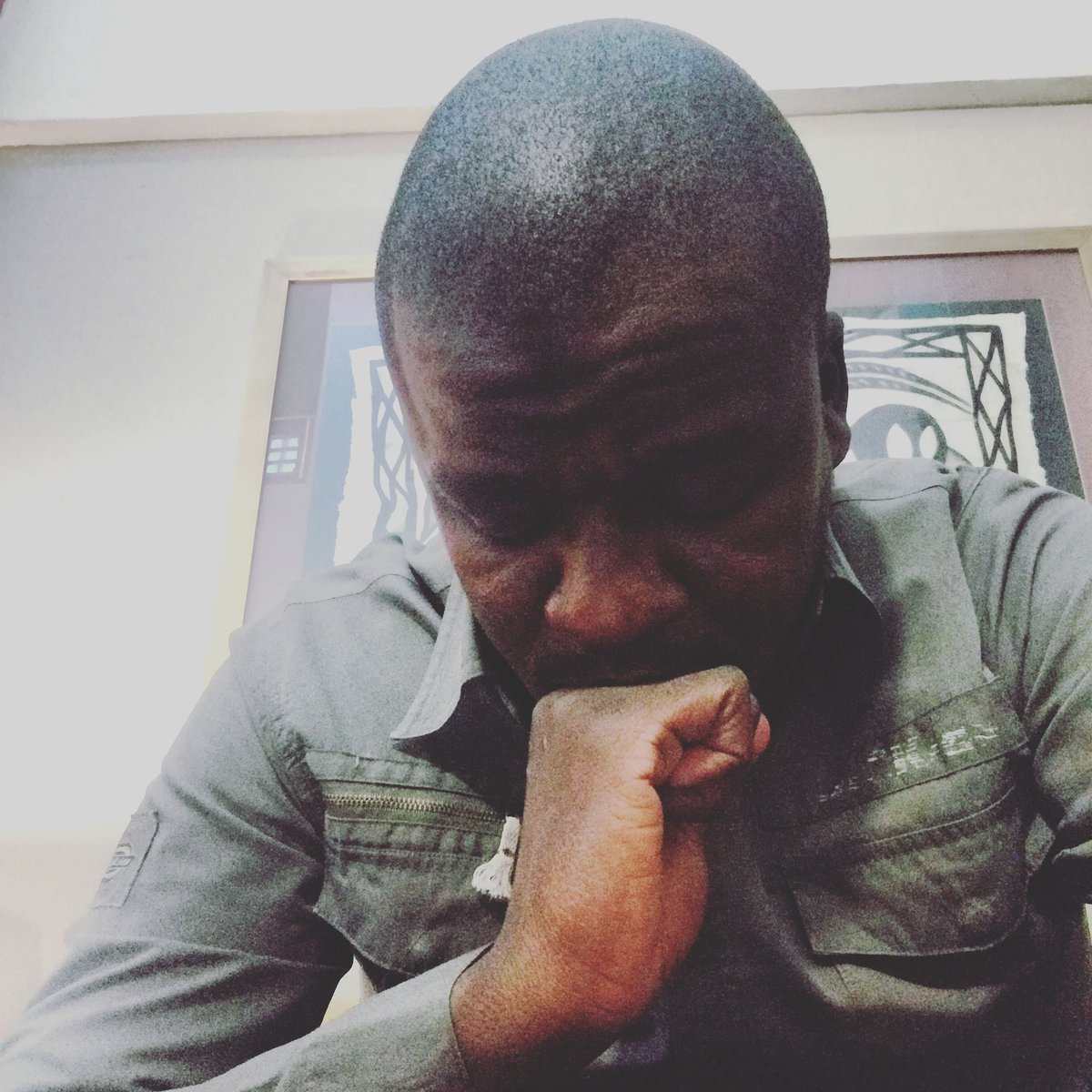 ApexNewsZim's tweet photo. Pre-Prayer before tonights #MidweekChurchService 
Church is always so uplifting. I will pray for all my African brothers and sisters. 🙏 https://t.co/Xtbrxhc6UT