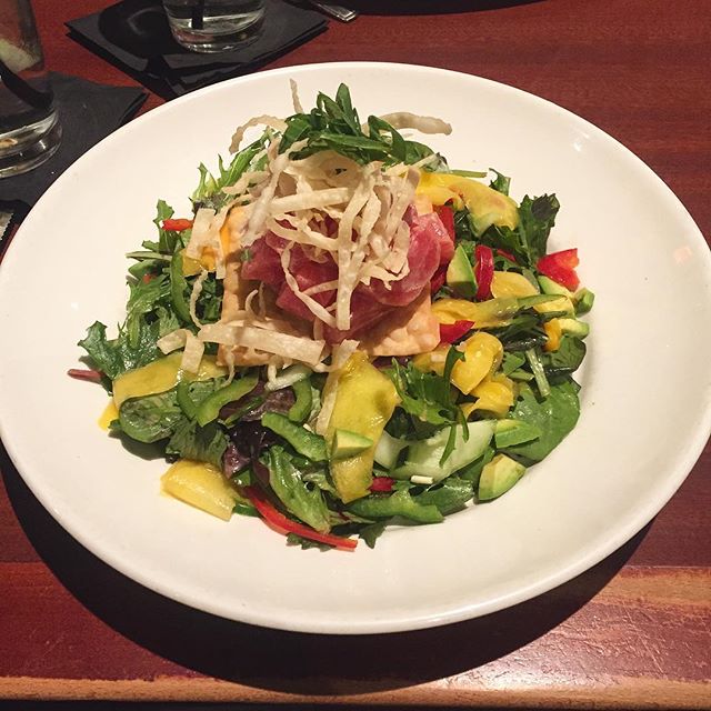 Elephant_Bar's tweet photo. Your new power lunch go to - Ahi Poke Tuna Salad. #poke
.
.
Pic from our Insta friend 📷: McKenzie https://t.co/ykxpTKgxI6