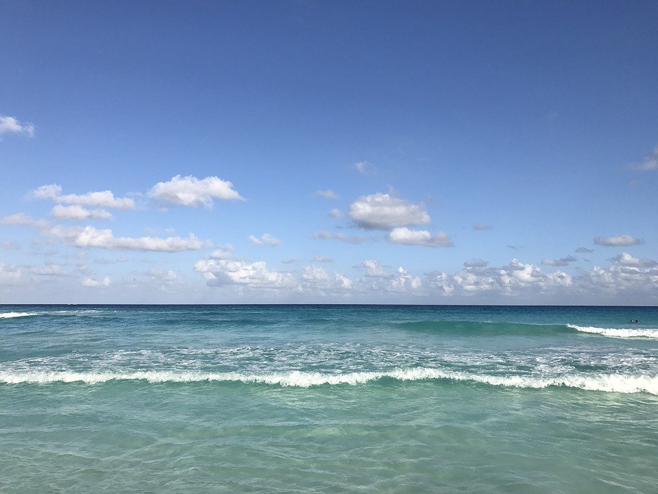 WyndhamPDC's tweet photo. Vamos, cambia la oficina por la #playa! #MisFotosDeVacaciones #VenViajayVive #WyndhamGarden #PlayaDelCarmen https://t.co/0yRh5y3dZC