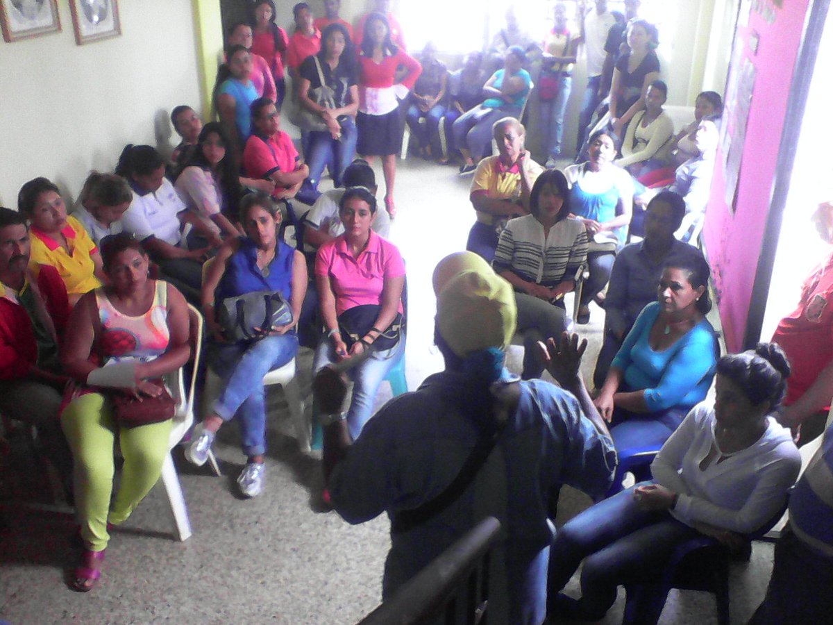 yaritzadelta's tweet photo. Reunión con Minmujer e Iremujer hacia la Constituyente este 30/7 https://t.co/Tzr3Y8xktr