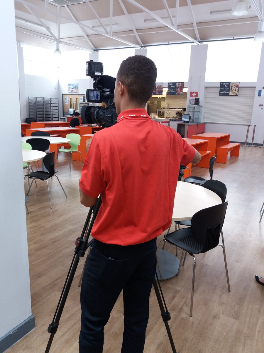 nta_eal's tweet image. Leo in action. He is doing an awesome job! #YoungInterpreter #eal #awesometeam