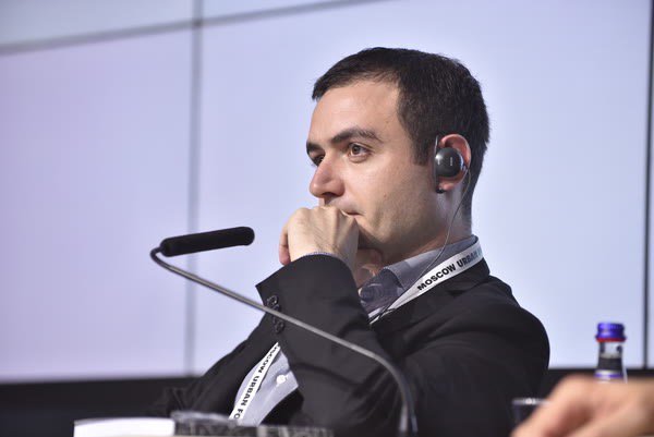 Arch_WALL's tweet photo. Ruben Arakelyan | CEO of @Arch_WALL | @mosurbanforum 2017 | Discussion: Transportation hubs | #architecture #MUF2017 https://t.co/dDNMaW6AU0
