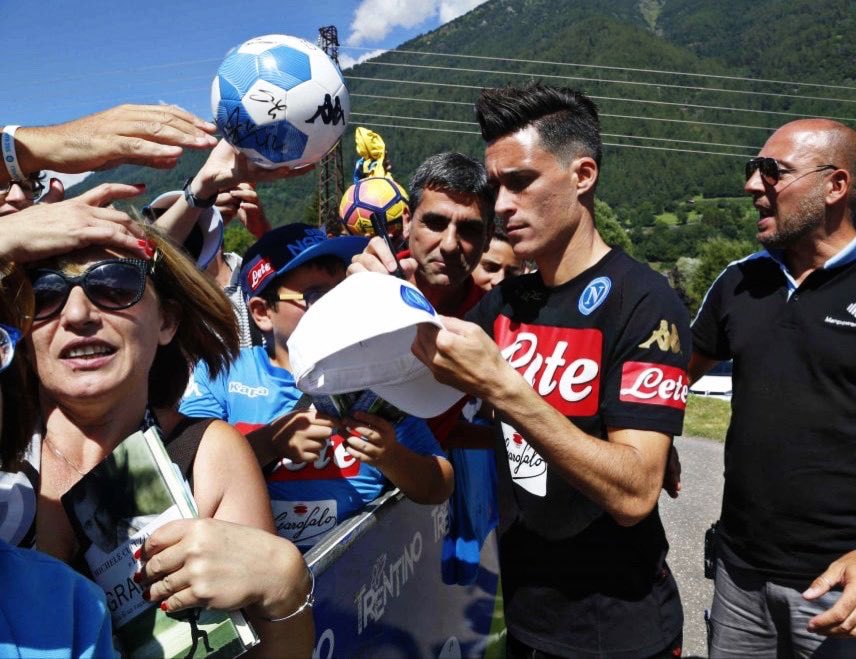 sscnapolitr's tweet photo. #Callejón #Dimaro2017 #ForzaNapoliSempre https://t.co/NgucWGuAay