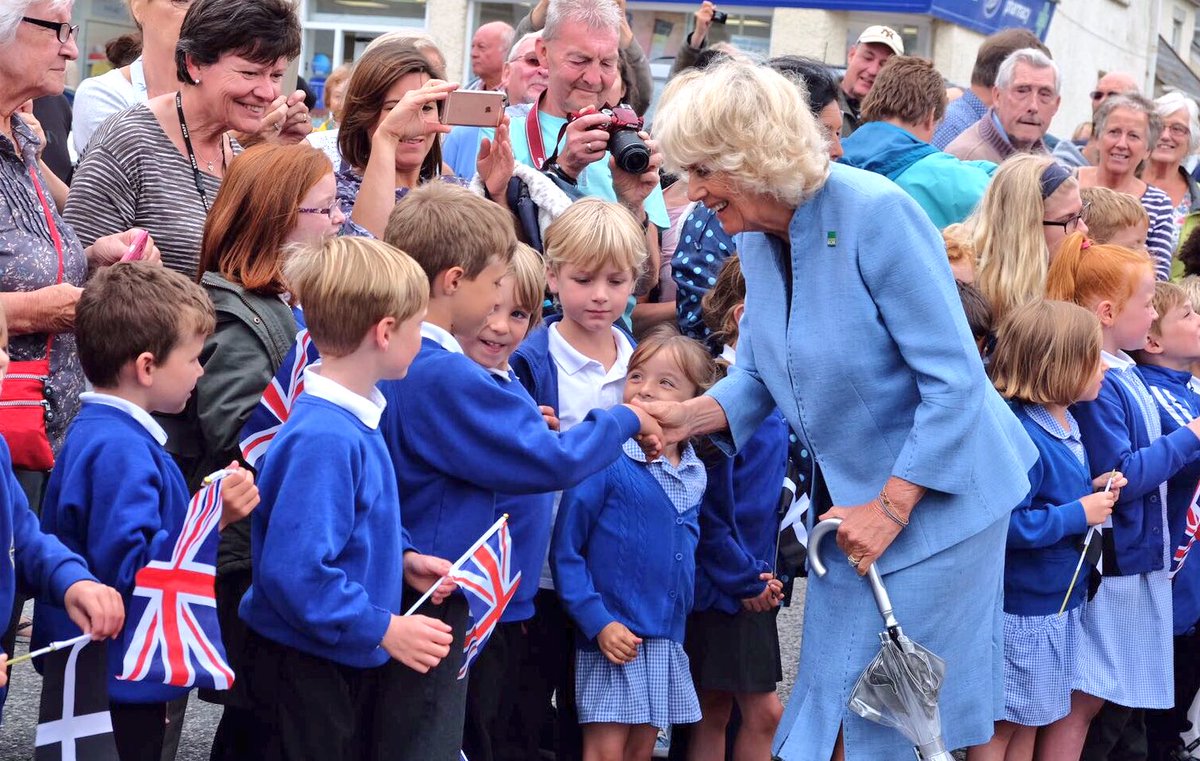 ClarenceHouse's tweet photo. Here in Porthleven, The Duke and Duchess of Cornwall begin a three-day visit to Devon &amp; Cornwall. #TRHinCornwall https://t.co/Y7LIFcrgPt