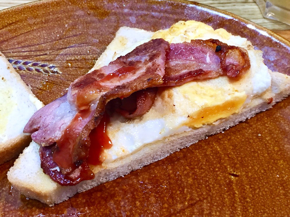 Time for a tasty #EggAndBacon sandwich? #Leytonstone's #SanMarino cafe (sanmarinocafe.co.uk) never fails to deliver! #Clean #GoodService