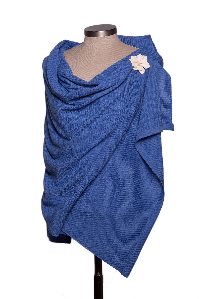 mdinpeninsula's tweet photo. Do you freeze inside buildings in summer and melt in the street because of the heat? Check out our shawls 👁️👁️
#woolshawls
#summershawls https://t.co/yFnsBai4hb