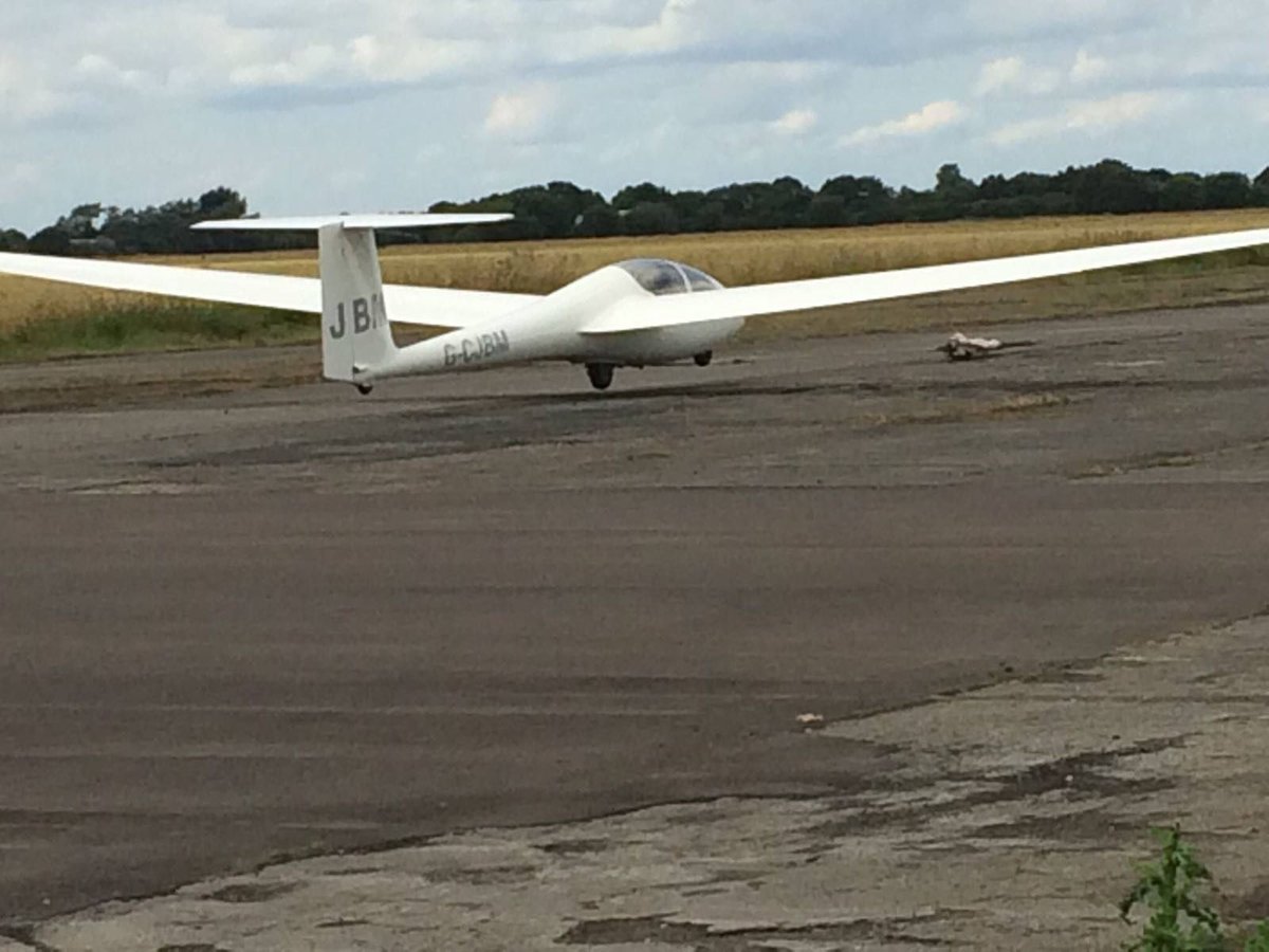 Burn_Gliding's tweet photo. Our #ASK21 on last weeks @SportabilityUK day getting #winched launched into the blue. #Yorkshire @BritishGliding @yorkpress @selbytimesuk https://t.co/5TtyvbAPgf