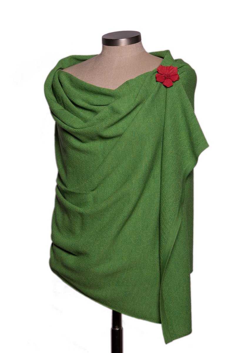 mdinpeninsula's tweet photo. Do you freeze inside buildings in summer and melt in the street because of the heat? Check out our shawls 👁️👁️
#woolshawls
#summershawls https://t.co/yFnsBai4hb